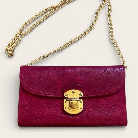 Louis Vuitton Handbags - Louis Vuitton Amelia Mahina monogram leather wallet on chain crossbody